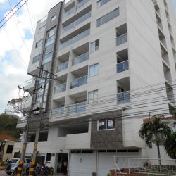Apartamento en Edificio Terrazas del Rio